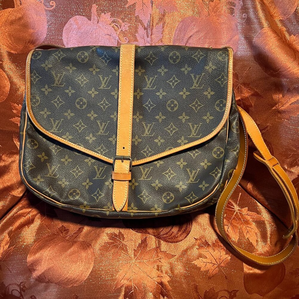 💼 Louis Vuitton Saumur 35 – Authentic Vintage 1995